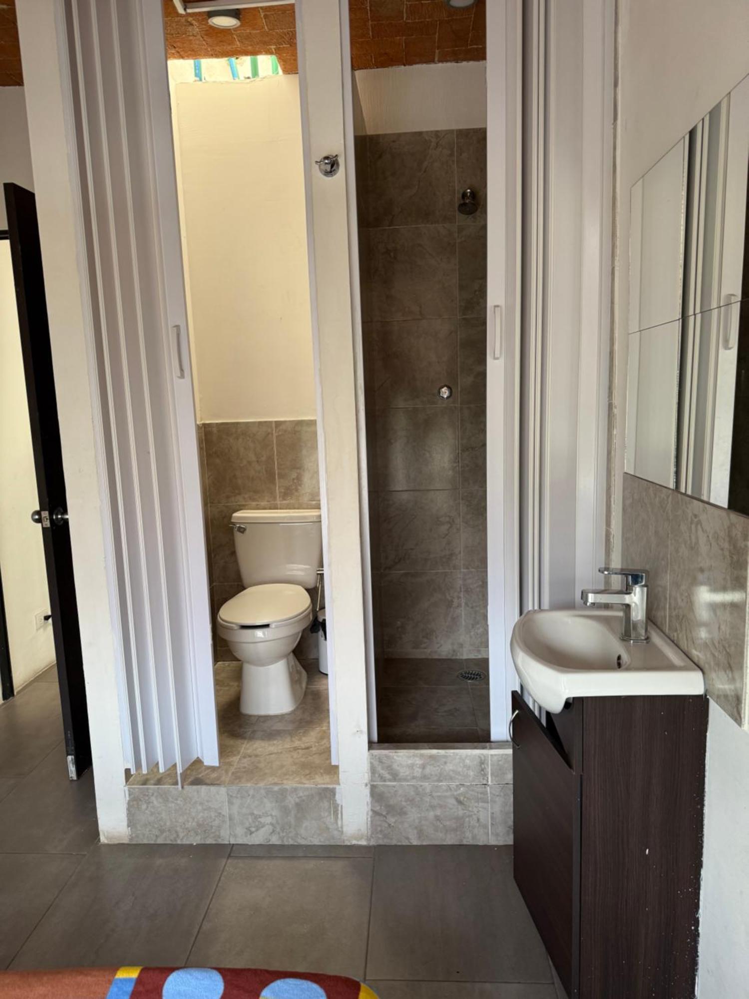 Del Valle III Letran Alojamiento Hotel メキシコシティ エクステリア 写真